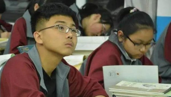 漢崋资本 教育就是，孩子每天至少要“一动”